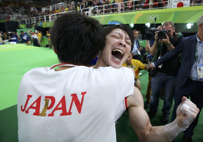 Kohei Uchimura, ouro no individual geral de ginástica masculina (Foto: Damir Sagolj/Reuters)