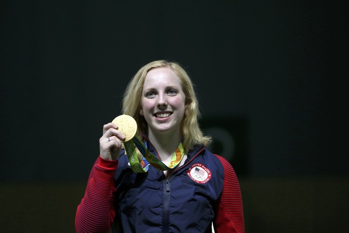 Virginia Thrasher tiro medalha (Foto: Reuters)