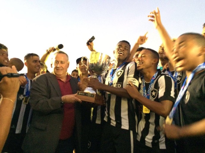 Botafogo campeão carioca sub-20 (Foto: Botafogo)