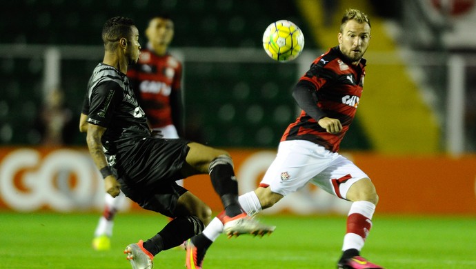 Figueirense x Vitória (Foto: Agência Estado)