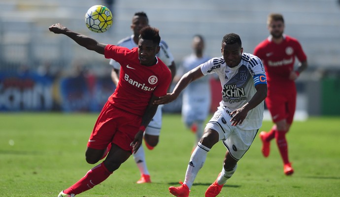 Ponte Preta x Inter no Moisés Lucarelli (Foto: Ricardo Duarte / Inter, DVG)