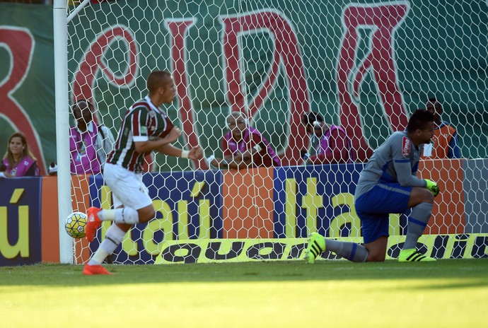 Fluminense Cruzeiro gol Marcos Júnior (Foto: André Durão)