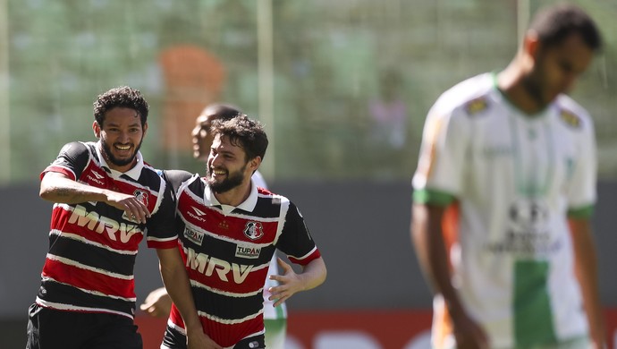 América-MG x Santa Cruz Tiago Costa gol (Foto: Agência Estado)