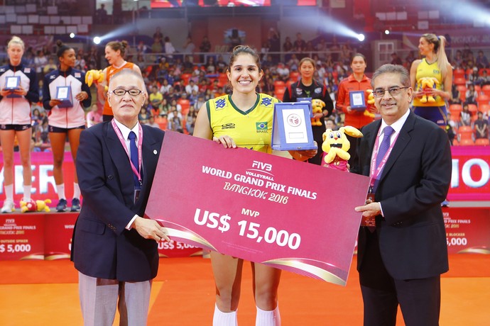 Natália MVP Grand Prix 2016 vôlei (Foto: Divulgação/FIVB)