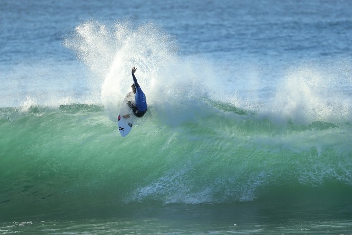 Alejo Muniz em ação na etapa de Jeffreys Bay (Foto: WSL)