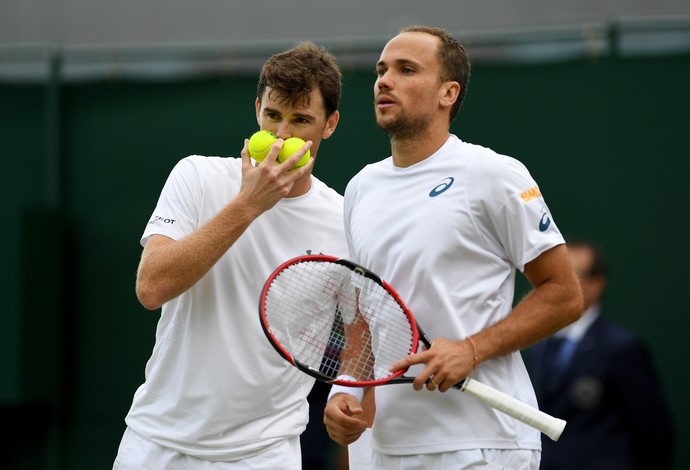 Jamie Murray e Bruno Soares em Wimbledon (Foto: Shaun Botterill/Getty Images)