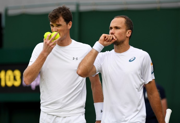 Bruno Soares e Jamie Murray estrearam com vitória em Wimbledon (Foto: Shaun Botterill/GettyImages)