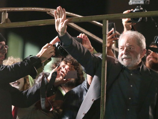 O ex-presidente Luiz Inácio Lula da Silva comparece ao ato contra o governo Temer na Avenida Paulista (Foto: Alex Silva/Estadão Conteúdo)