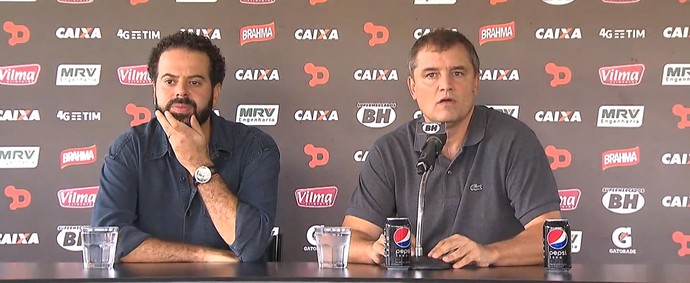 Diego Aguirre e Daniel Nepomuceno na coletiva na Cidade do Galo (Foto: Reprodução/TV Globo Minas)