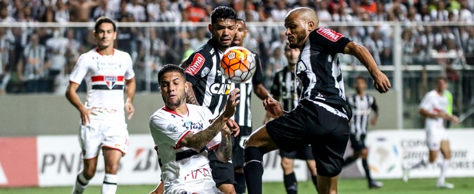 Patric; Atlético-MG (Foto: Bruno Cantini/CAM)