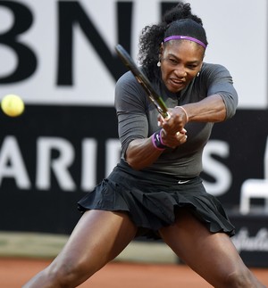 Serena Williams vence Kuznetsova em Roma (Foto: AP)