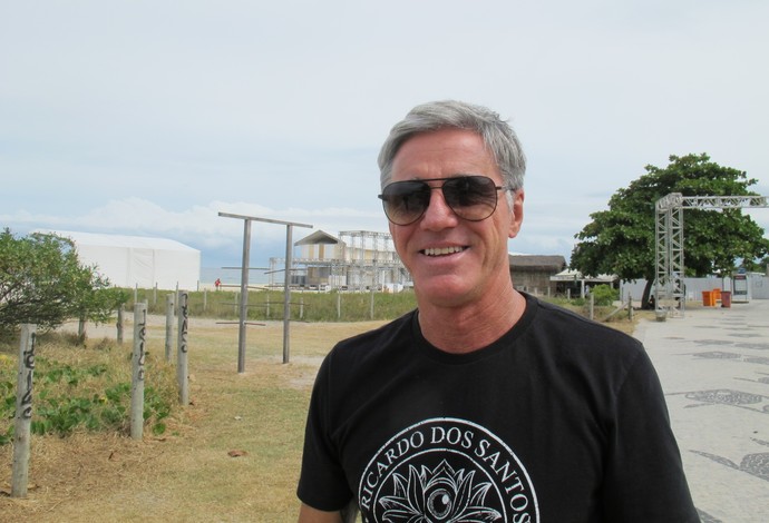 Um dos organizadores da etapa brasileira, Xande Fontes participou da vistoria no palco principal, na altura do Postinho, na Barra da Tijuca (Foto: Carol Fontes)