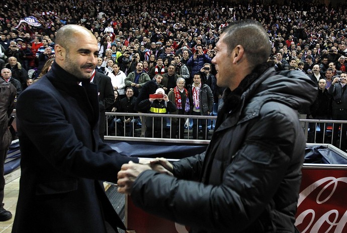 Guardiola e Simeone ainda quando catalão estava no Barcelona (Foto: Angel Martinez/Getty Images)