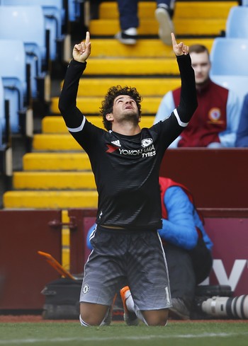 Gol Alexandre Pato Aston Villa x Chelsea (Foto: Reuters)