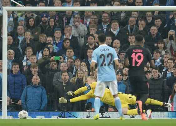 Galeria de fotos da partida entre Manchester City e PSG pelas quartas de final da Liga dos Campeões