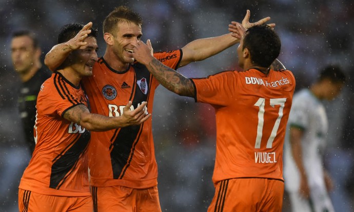 Ivan Alonso comemora gol do River Plate (Foto: Reprodução do site oficial do River Plate)