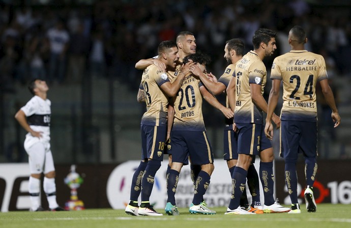 Pumas 4 x 1 Olimpia Libertadores (Foto: Reuters)