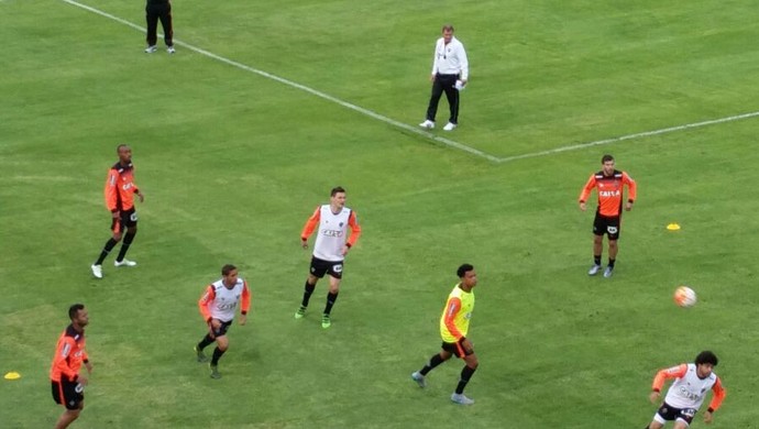 Treino do Atlético-MG em Quito (Foto: Guto Rabelo / TV Globo Minas)