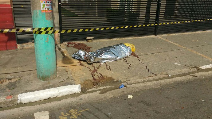 homem morto em confronto de torcidas (Foto: Helio Torchi/Simapress/Estadão Conteúdo)