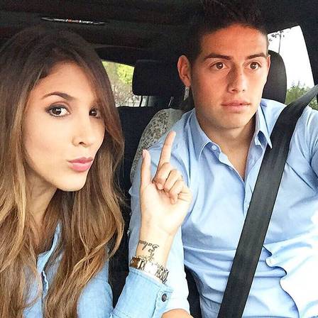 Daniela Ospina e meia James Rodríguez, do Real Madrid