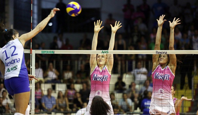 Natália, Lise Van Hecke e Adenízia Rio Osasco semifinal (Foto: João Neto)