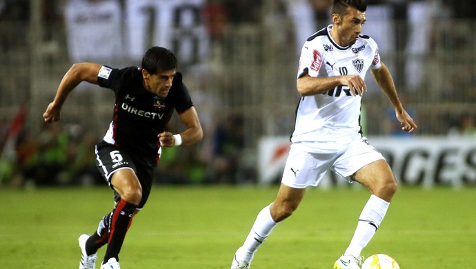 Datolo, Atlético-mg X Colo Colo (Foto: Agência EFE)