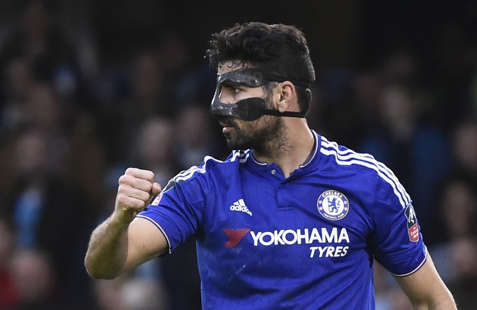 Diego Costa comemora seu gol, Chelsea x City (Foto: Toby Melvill/Reuters)