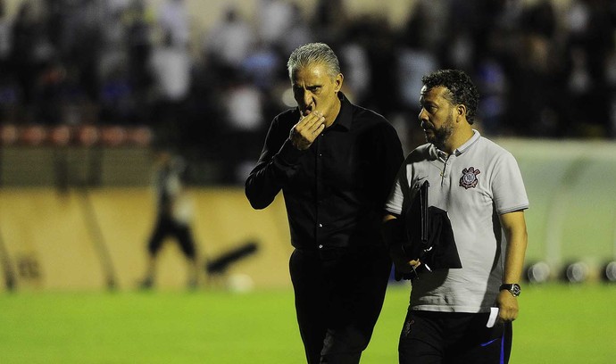 Tite São Bento x Corinthians (Foto: Marcos Ribolli)