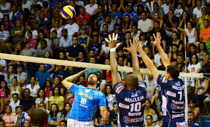 Vôlei Taubaté x Cruzeiro Sul-Americano 2016 (Foto: Danilo Sardinha/GloboEsporte.com)