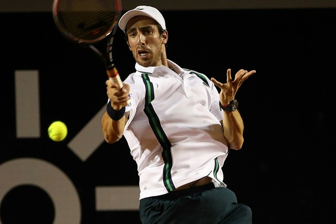 Pablo Cuevas em partida contra Rafael Nadal no Rio Open 2016 (Foto: Fotojump)