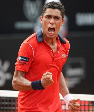 Thiago Monteiro comemora vitória sobre Tsonga no Rio (Foto: Fotojump)