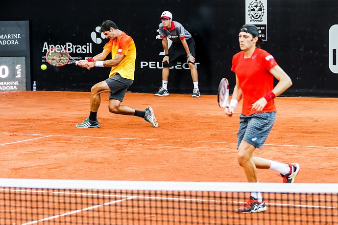 Thomaz Bellucci e Marcelo Demoliner nas duplas do Aberto do Rio (Foto: Fotojump)