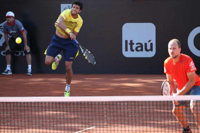 Marcelo Melo e Bruno Soares contra Fabiano de Paula e Orlando Luz (Foto: Fotojump)