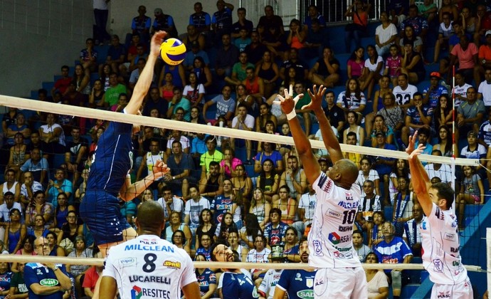 Vôlei Taubaté x Cruzeiro Sul-Americano 2016 (Foto: Danilo Sardinha/GloboEsporte.com)