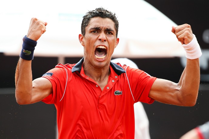 Thiago Monteiro comemora vitória sobre Tsonga no Rio (Foto: Fotojump)