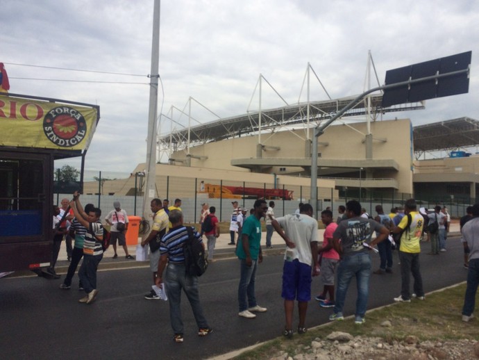 protesto manifestação parque olímpico olimpíadas rio 2016 (Foto: Helena Rebello)