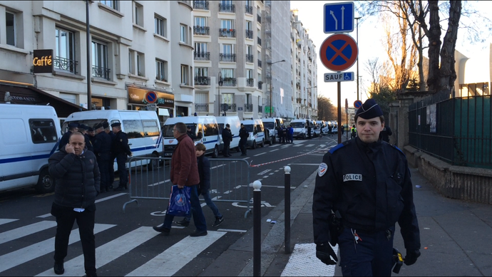 Policiamento PSG x Chelsea (Foto: Ivan Raupp / GloboEsporte.com)