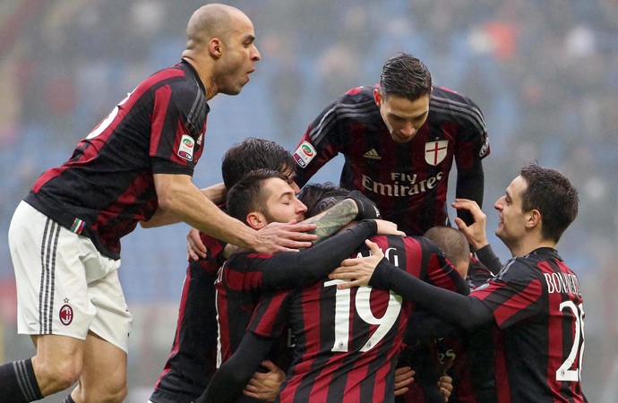 Milan x Genoa (Foto: EFE)