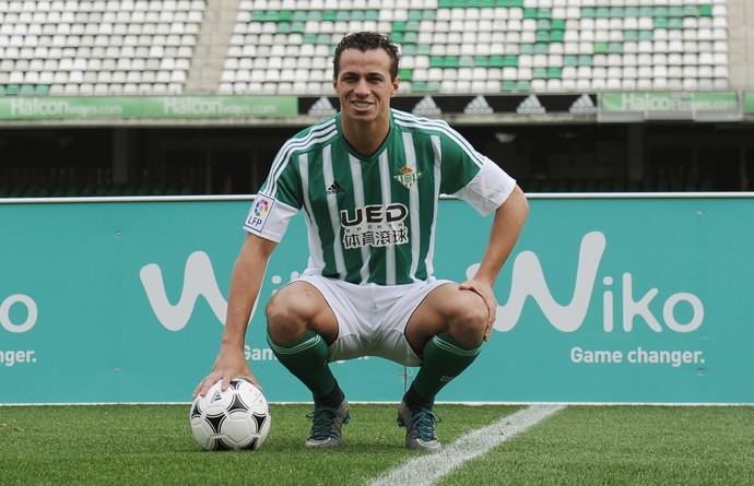 Leandro Damião apresentado Betis (Foto: Getty Images)