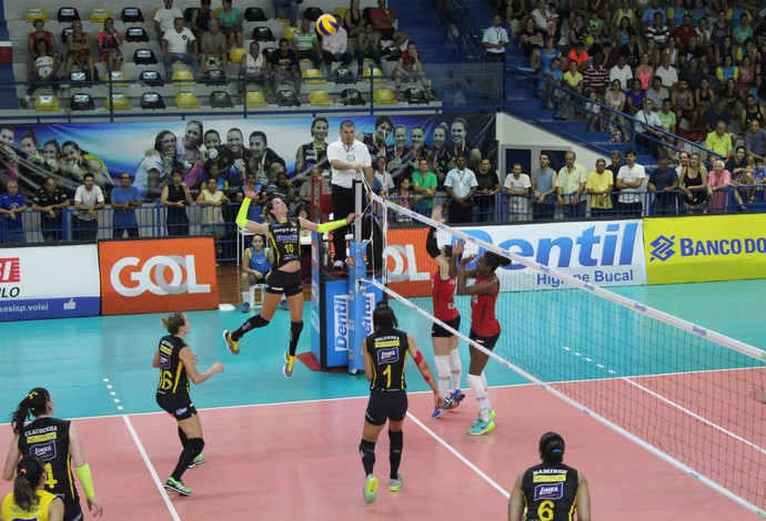 Praia Clube Sesi Superliga Feminina (Foto: Praia Clube/Divulgação)