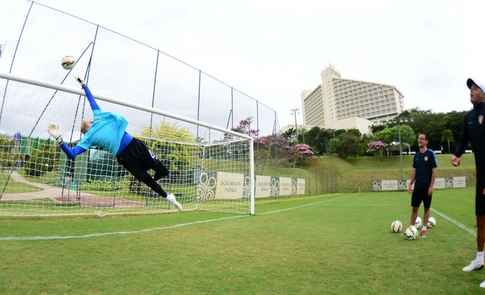 Zhang Lu goleiro reforço Tianjin Quanjian China Luxemburgo (Foto: Alexandre Vidal - Tianjian Quanjian)