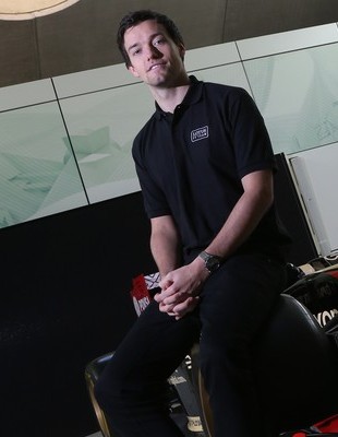 Jolyon Palmer foi contratado pela Lotus, hoje Renault (Foto: Divulgação)