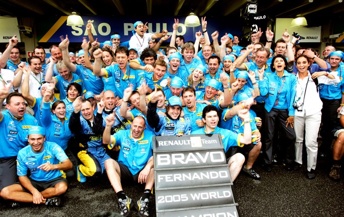 Fernando Alonso Renault Formula 1 f-1 Brasil 2005 (Foto: Getty Images)