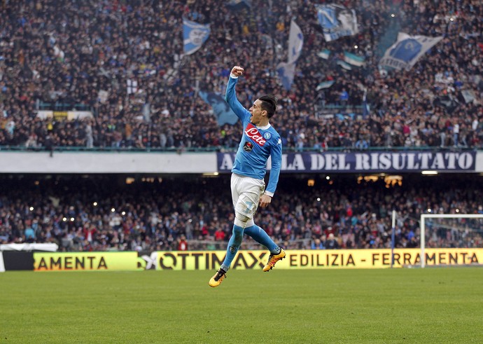 Callejón comemora gol do Napoli no San Paolo (Foto: Reuters/Ciro de Luca)