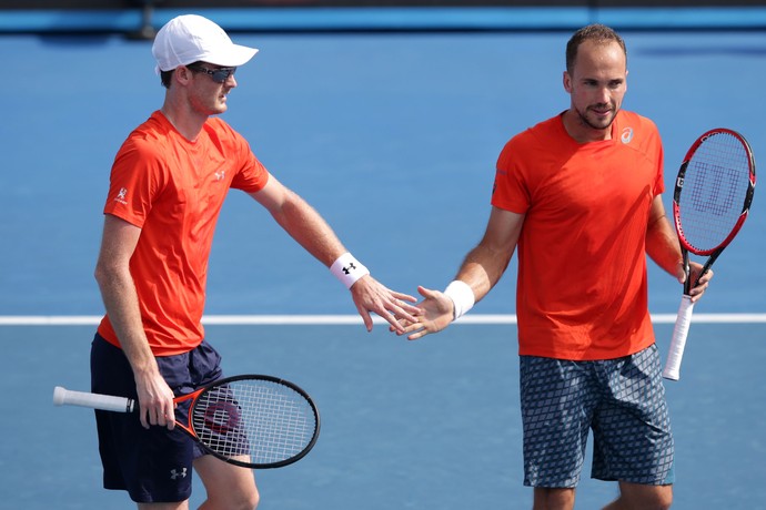 De virada, brasileiro Bruno Soares vai à semifinal com sua dupla Murray na Austrália (Foto: Getty Images)