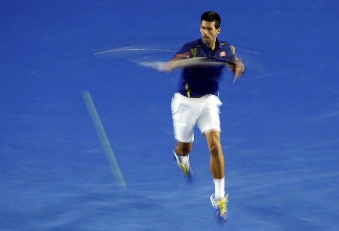 Djoko até teve dificuldades no terceiro set, mas venceu Halys (Foto: REUTERS/Jason O'Brien)