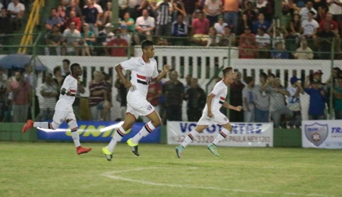 São Paulo x Flamengo, Copa Brasil Infantil, Sub-15, Votorantim (Foto: Marcos Ferreira / Secom Votorantim)