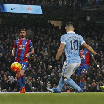 Agüero Manchester City x Crystal Palace (Foto: Reuters)