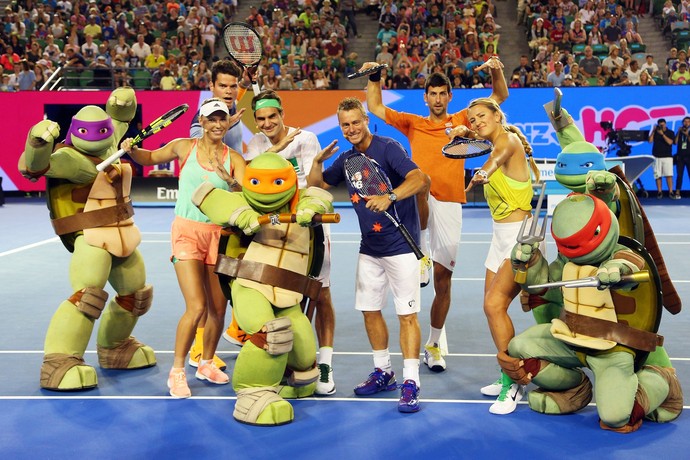 Federer, Djokovic, Azarenka, Wozniacki, Raonic e Hewitt participam de ação com Tartarugas Ninjas (Foto: Getty Images)