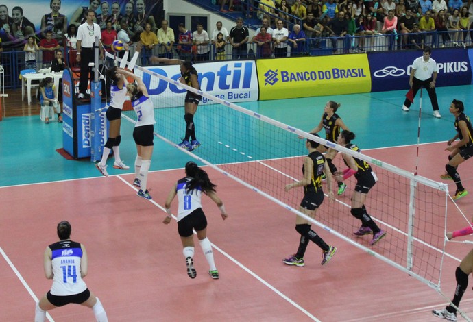 Praia Clube Pinheiros Superliga Feminina (Foto: Praia Clube/Divulgação)